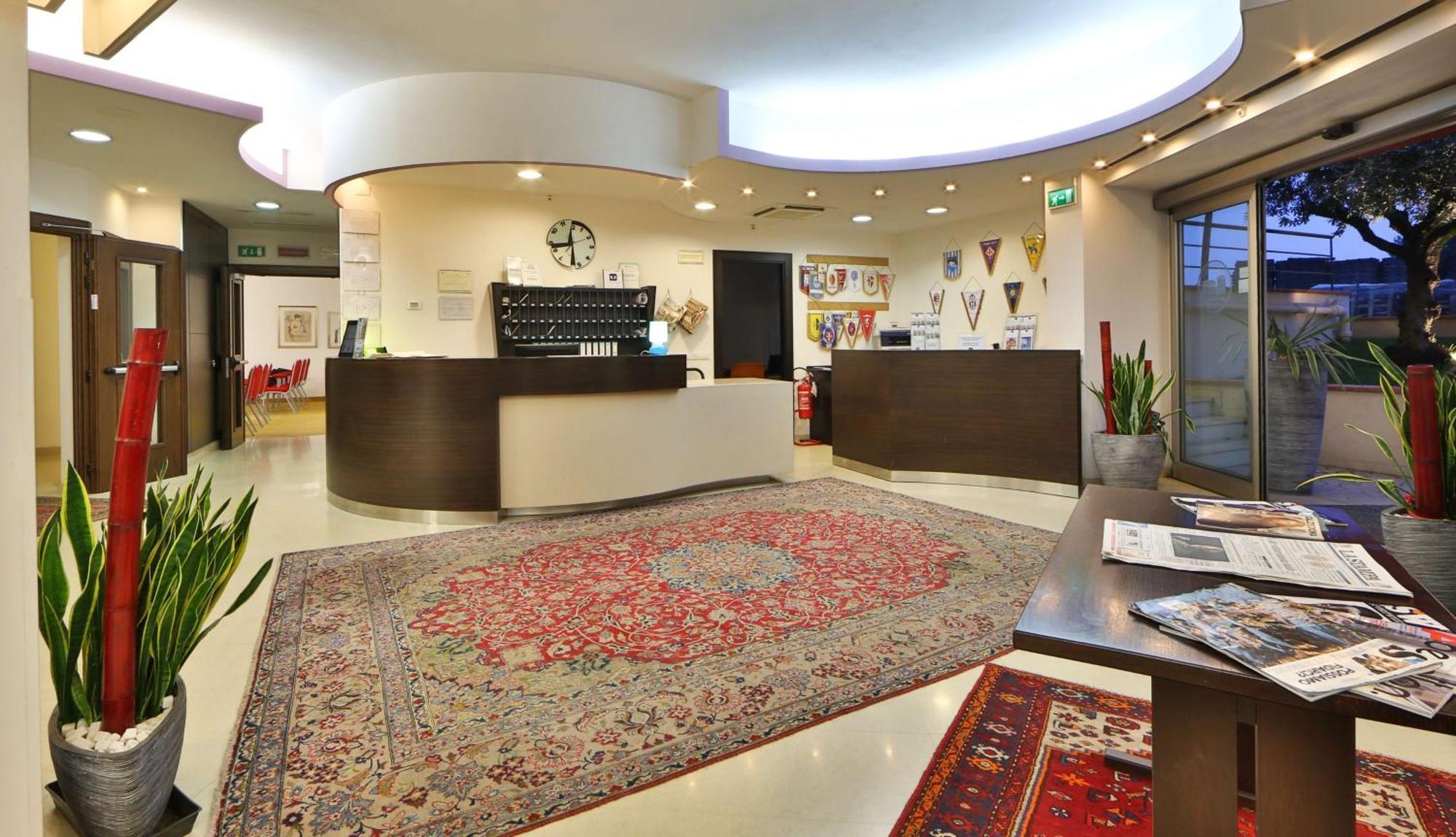 Best Western Cesena Hotel エクステリア 写真