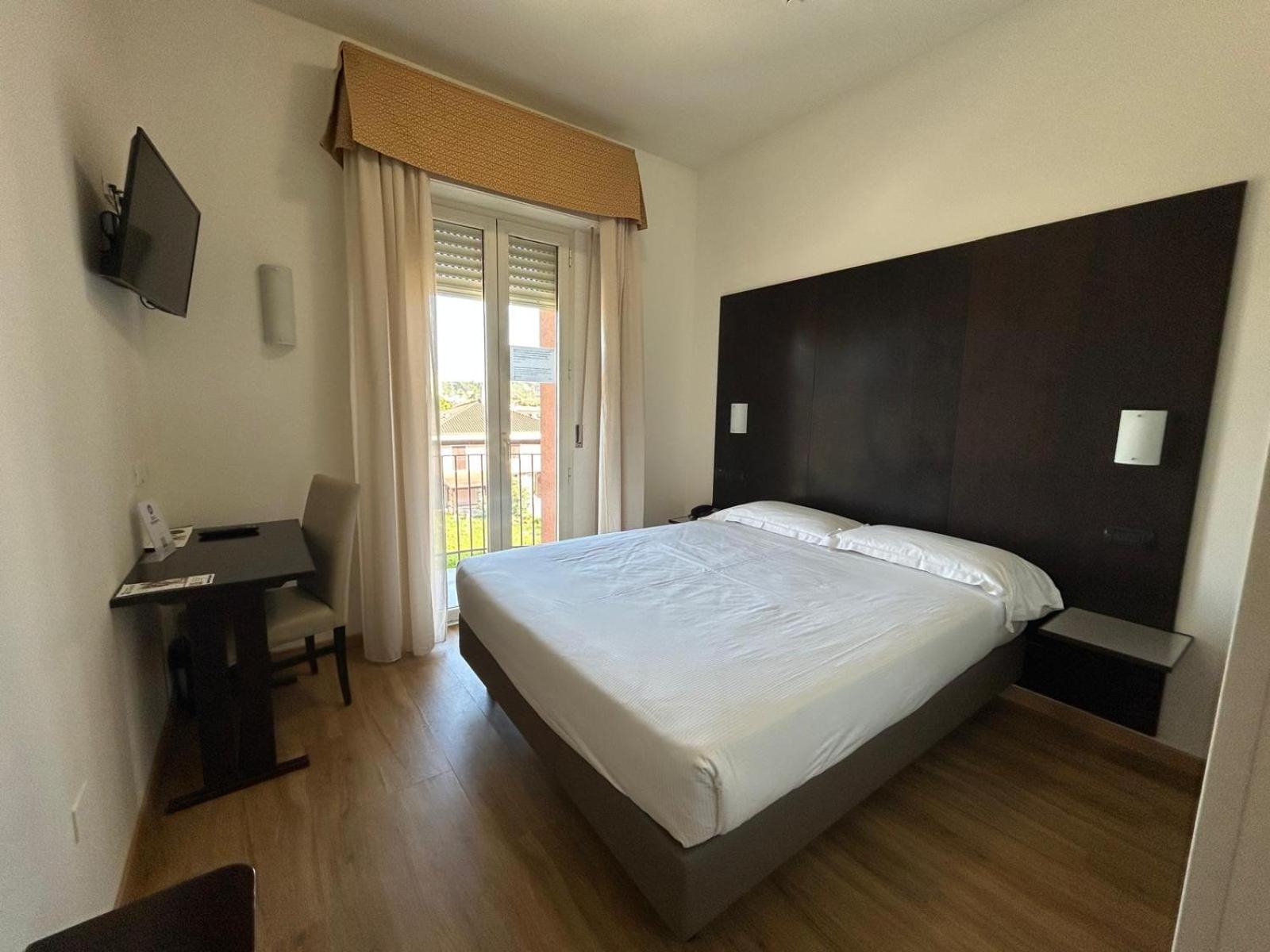 Best Western Cesena Hotel エクステリア 写真